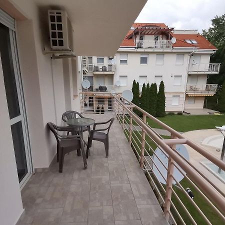 Carpe Diem Apartment Hajdúszoboszló Exterior foto