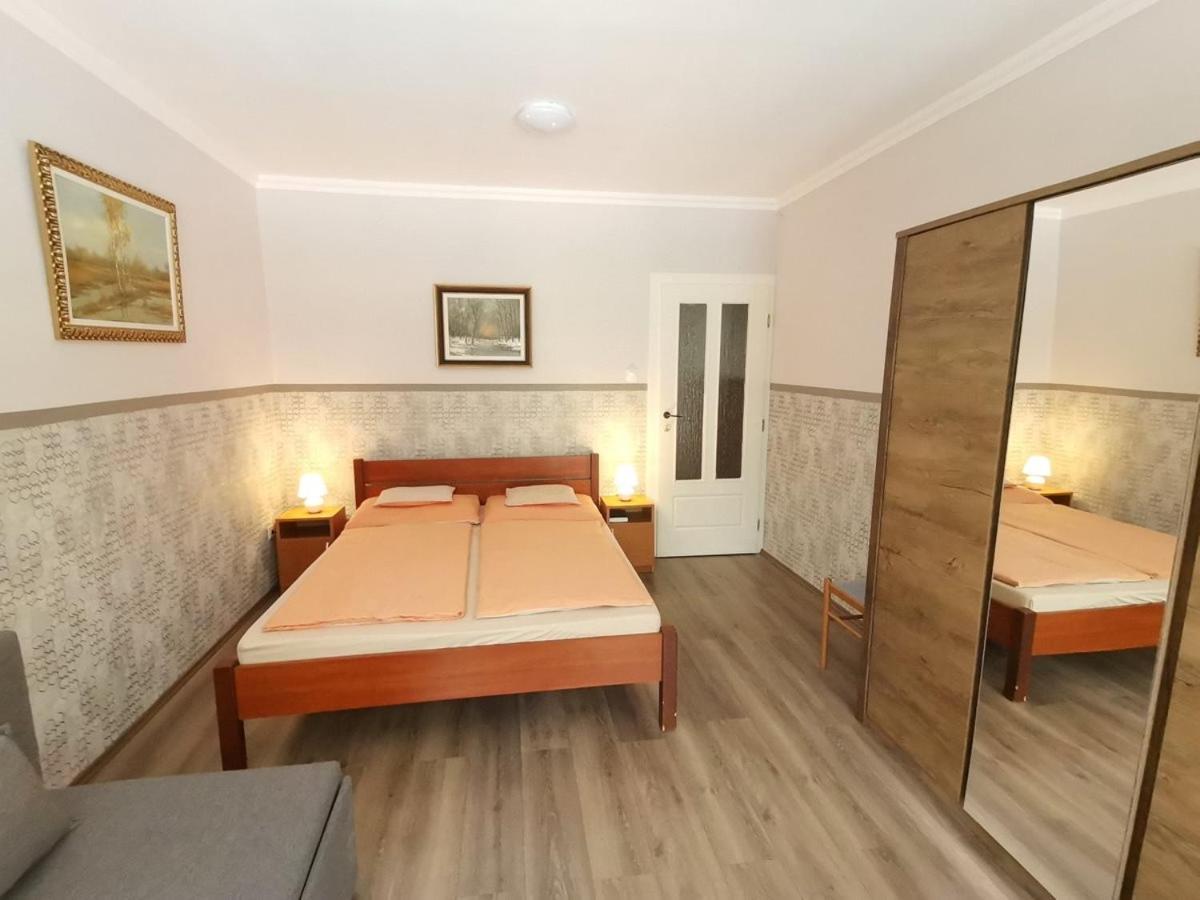 Carpe Diem Apartment Hajdúszoboszló Exterior foto