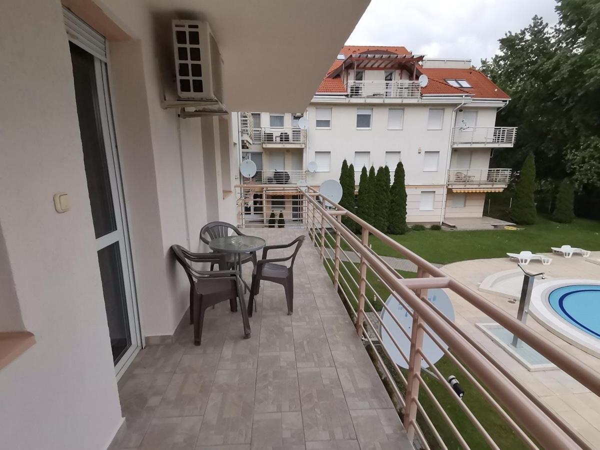 Carpe Diem Apartment Hajdúszoboszló Exterior foto