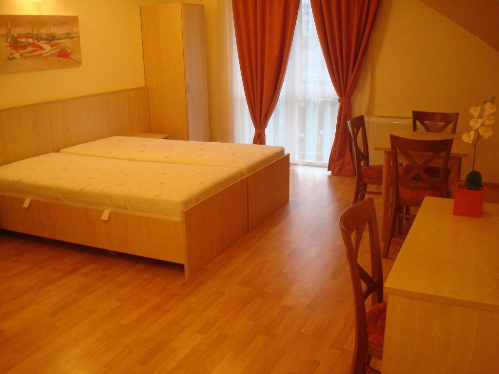 Carpe Diem Apartment Hajdúszoboszló Zimmer foto