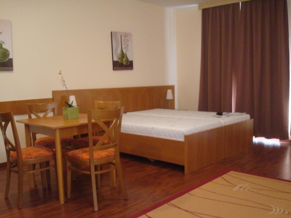 Carpe Diem Apartment Hajdúszoboszló Zimmer foto